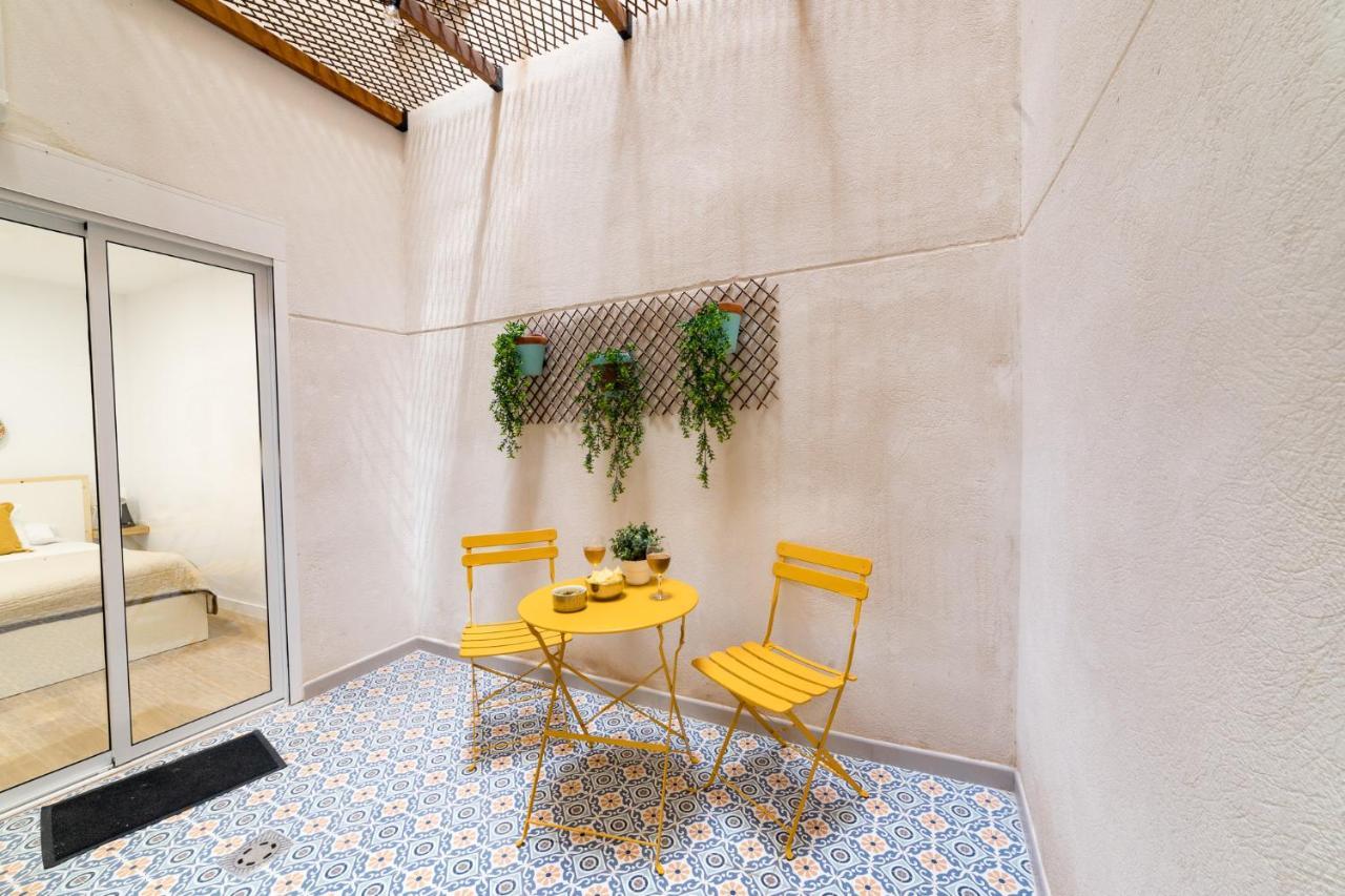Moonkey - Apto. Albeniz, Con Acogedor Patio Alicante Exterior photo