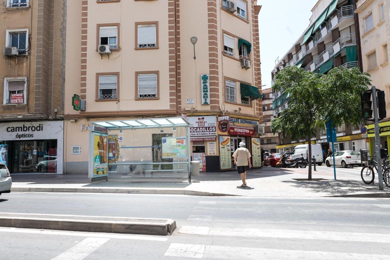 Moonkey - Apto. Albeniz, Con Acogedor Patio Alicante Exterior photo